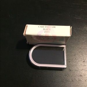 Mary Kay Black Cake Eyeliner